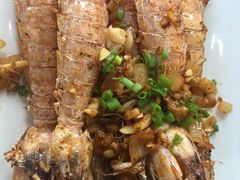 -覃记海鲜美食餐厅