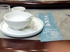 -老六饭店(翠通路店)