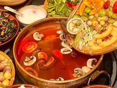 -阿山卓·野生菌火锅·纳西火塘烤肉