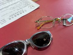 -肆兮眼镜·蔡司·徕卡战略合作店(大坪店)