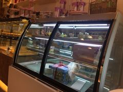 面包甜点陈列柜-维尔纳斯·生日蛋糕·动物奶油冰淇淋蛋糕(六里桥店)