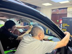 -车水马龙3M汽车贴膜冠军店隐形车衣改色膜(漕宝路中环店)