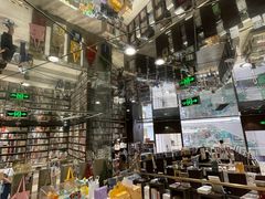 -钟书阁(群光广场店)