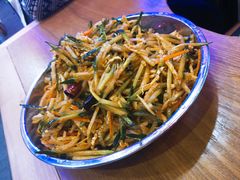 -山河屯铁锅炖(哈西站店)