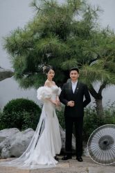 -雪中彩影婚纱摄影·微光艺术中心