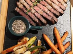 安格斯厚切菲力牛排-Primo·丽莫意大利窑烤披萨