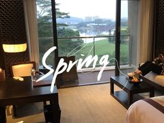 -深圳隐秀山居酒店