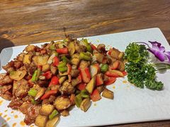 -滇越乘象云南餐厅(次渠店)