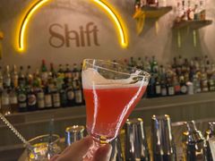 -Shift cocktail bar鸡尾酒吧