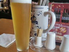 小麦啤酒-普兰达德国餐厅·德式脆皮烤猪肘·自酿啤酒(观唐店)