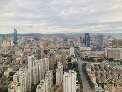 -锦厨国际自助餐厅 · 云端景观 (昆明索菲特大酒店)