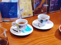 -Be Lived Cafe比例咖啡(摩天轮店)