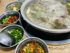 -黑竹沟新场牛肉火锅