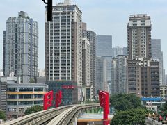 -红土地(地铁站)