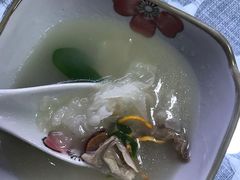 -天天向上素食餐厅(五台山店)