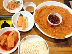 -喇喇排骨火锅·传统韩式脊骨汤(望京西园总店)