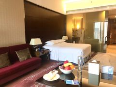 -广州天河希尔顿酒店