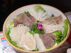 川门毛肚七绝-哥老官重庆美蛙鱼头(西湖银泰十一哥店)