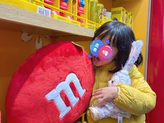 -m豆巧克力世界(上海世茂广场店)