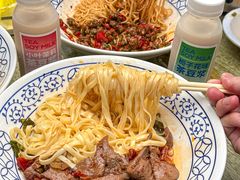 -李与白包子铺(桐梓林店)