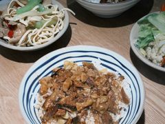 -红猪卤肉饭(大西洋美食城店)