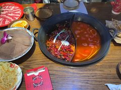 -萍姐火锅·公路夜市(武汉首店)