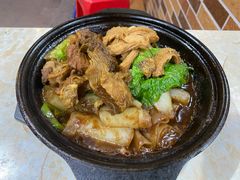 啫啫煲仔粉-珍珍小食店(西华路店)