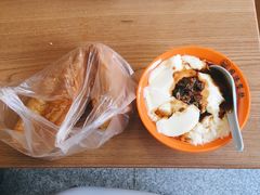 -同济大学本部学苑饮食广场