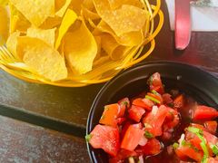 -Pistolera Mexican Cantina女枪手墨西哥餐厅(碧云路店)