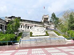 -四川汶川特大地震漩口中学遗址