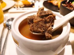 -港丽餐厅