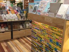 -猫的天空之城概念书店(印象城购物中心店)