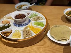-怪噜范·老贵阳街头名小吃(数博万达店)