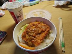 -上海科学技术职业学院