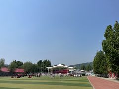-北京市海淀区尚丽外国语学校