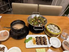 干锅脆莴笋-莲餐厅·湖北菜·潜江小龙虾店(愚园路店)