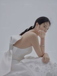 -至臻微拉婚纱摄影