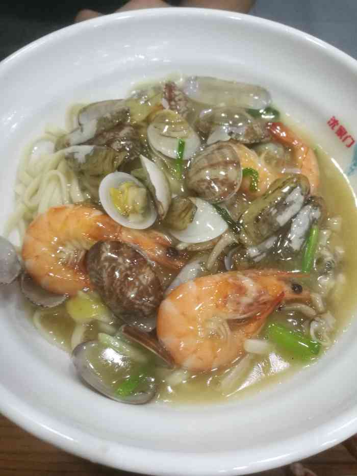 沈家门兰嫂海鲜面(福建中路店)