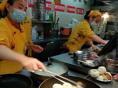 芝麻生煎包-蔡林记(黄鹤楼店)