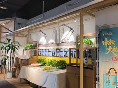 -渝信川菜 · 川味家常菜(财富购物中心店)