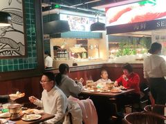 大堂-亚马逊环球美食百汇(新城吾悦广场店)