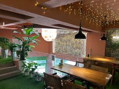 -Dragon Pizza•圆脸龙披萨·牛排餐厅