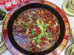 -渔香岛美蛙鱼头火锅(威清路店)
