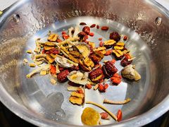 八珍养生菌汤锅-八珍玉食鸡煲·打边炉(印象城店)