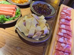-城墙拐拐火锅(三峡广场黑金冠店)