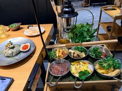 -一朵菌·野生菌探索家火锅(南亚店)