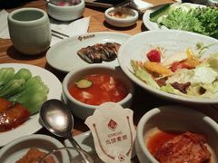 -萨拉伯尔水源素问店·韩国宫廷料理(人民路店)