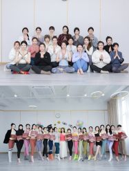 -亚太瑜伽普拉提学院