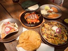 -Pistolera Mexican Cantina女枪手墨西哥餐厅(碧云路店)