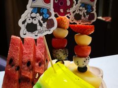 时令水果-水桶王国主题餐厅·聚会·生日派对·亲子活动·家庭套餐(亚龙湾希尔顿店)